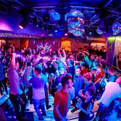 zlaty-strom-prague.jpg image 1