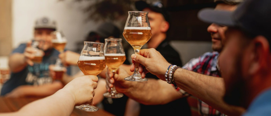 Pilsen Bier Verkostung in einem Bierhaus image 1