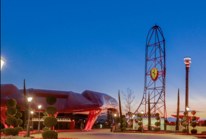 Barcelona Besuch im Ferrari Land image 2