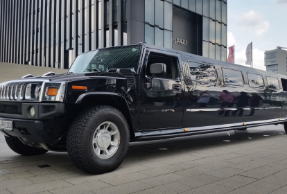 Düsseldorf Hummer Limousine image 1
