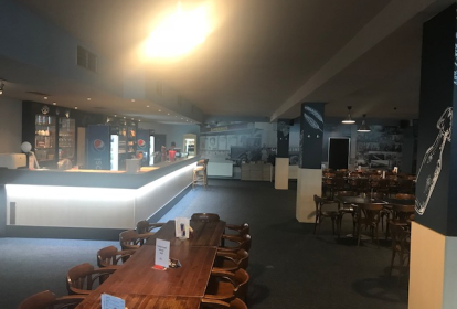 Pilsen Bowling & Bier image 5