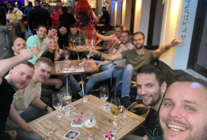 Düsseldorf Private Kneipentour & Nachtclub-Eintritt image 9