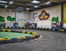 Köln Gokart in der Halle image 3