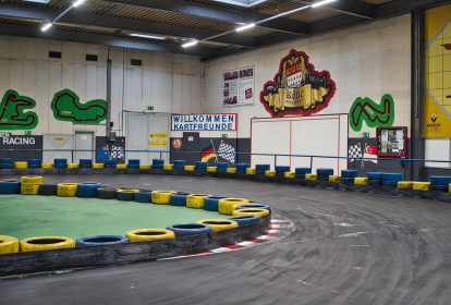 Köln Gokart in der Halle image 3
