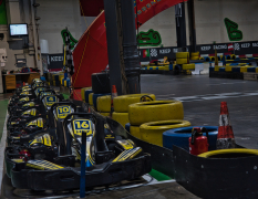 Köln Gokart in der Halle image 4