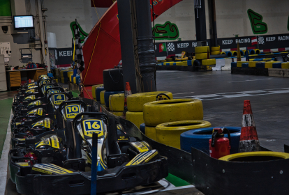 Köln Gokart in der Halle image 4