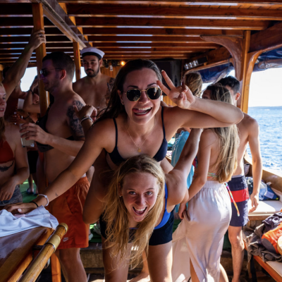 party-boat-barca-samba-2.png image 1