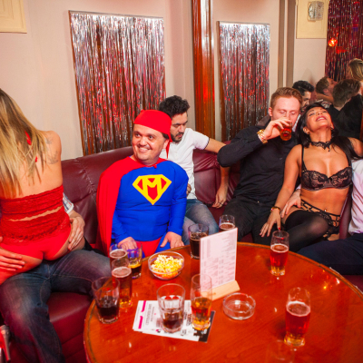 prague-midget-hire-1.jpg image 1