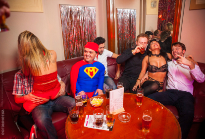 Prag Pissup-Zwerg image 1