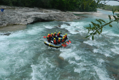München Wildwasser-Rafting image 1