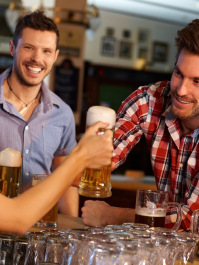 Privater Pubcrawl mit Strip- und Nachtclub-Eintritt München