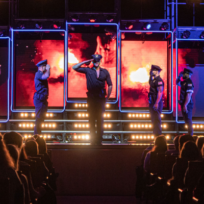 sixx-paxx-theater-berlin-12.jpg image 10