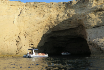 Ibiza Höhlen, Strände & Schnorchel - Bootstour image 7