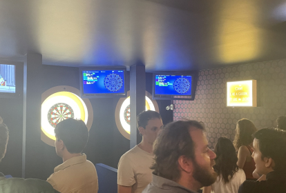 Paris Dart-Bar image 6