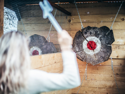 Axt Werfen für Junggesellenabschied