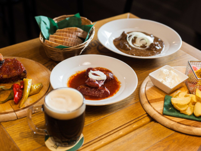 Dinner in der Brauerei für Junggesellenabschied