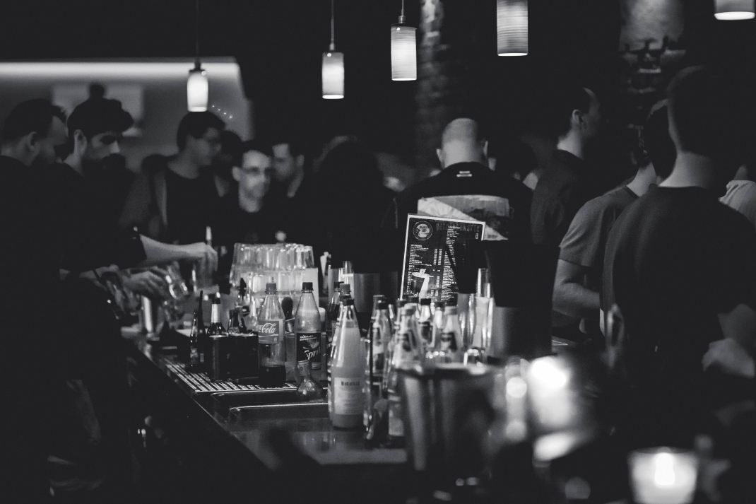 bar-463476