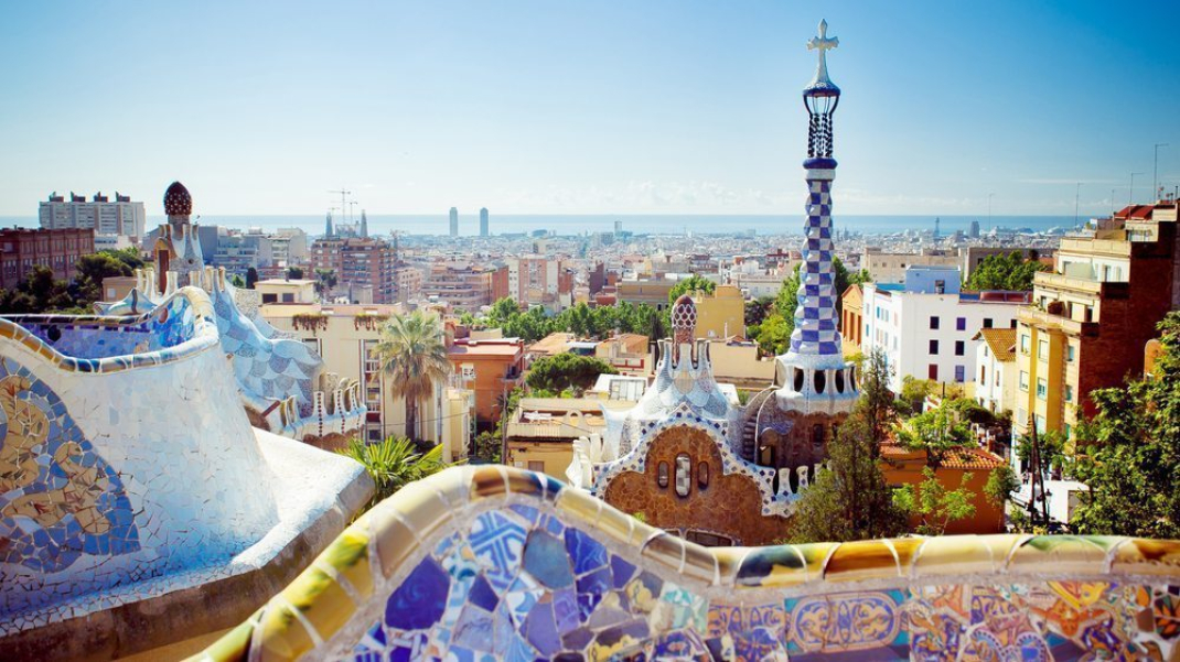 Ein Junggesellenabschied in Barcelona wird sonnig und warm
