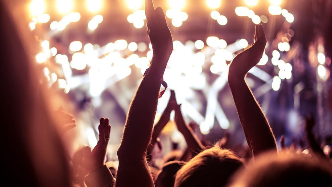 Hier feiert ihr die ganze Nacht und erlebt Party ohne Ende.