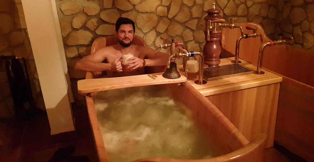 Bier-Spa in Prag: Also viel relaxter geht es nun echt nicht!